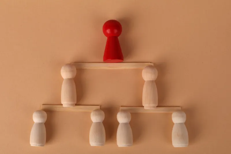 The Vanishing Question: How Organizational Hierarchies Quietly Bury Your Most Valuable Thinking